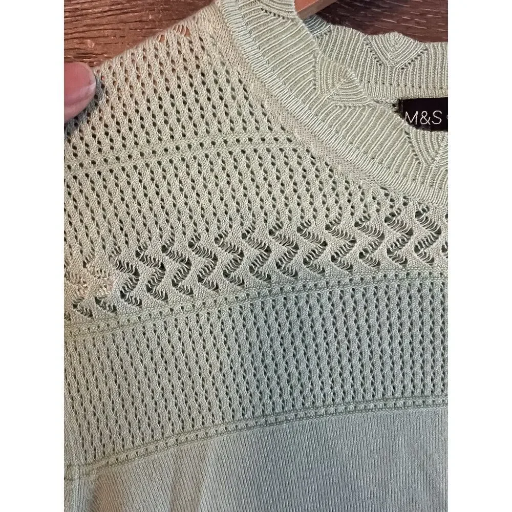Sweater knit Shirt Size US 8 Light Green women short sleeves M&S Marks& Spencer